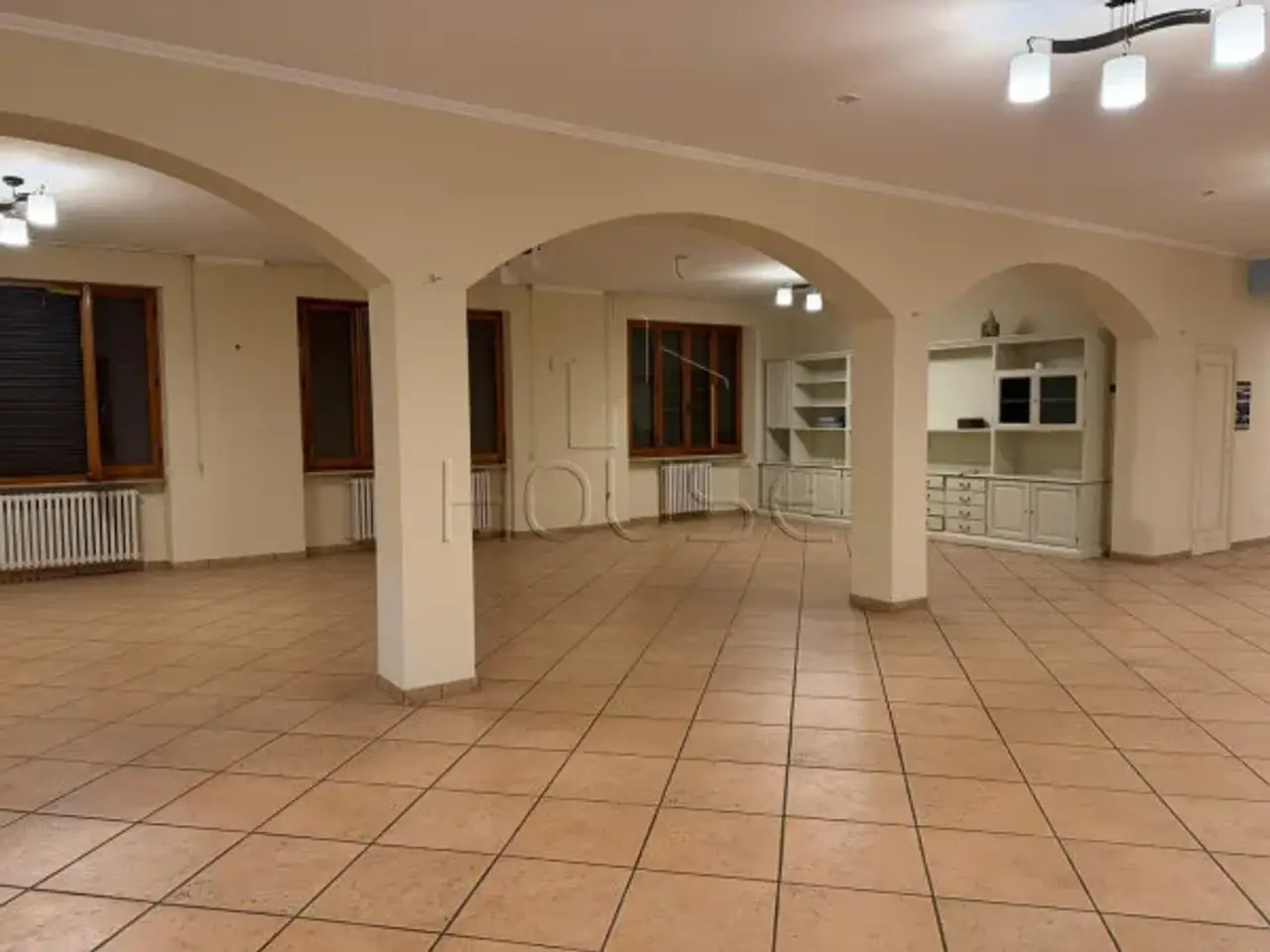 Negozio in Via Oderisi da Gubbio, Citta' Di Castello, {3} - Foto 2