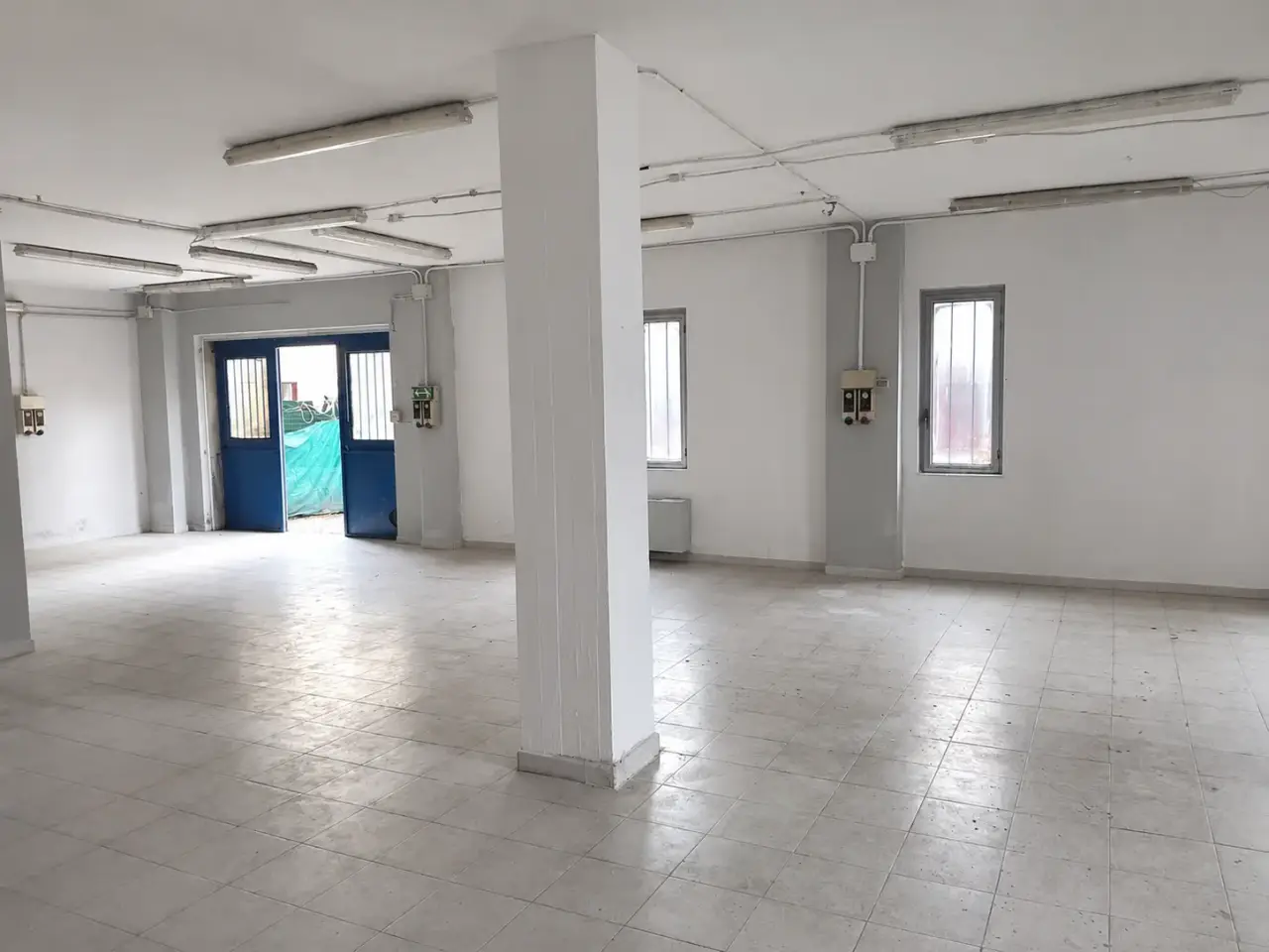 Laboratorio in Piazza San Francesco, Lavagno, {3} - Foto 1