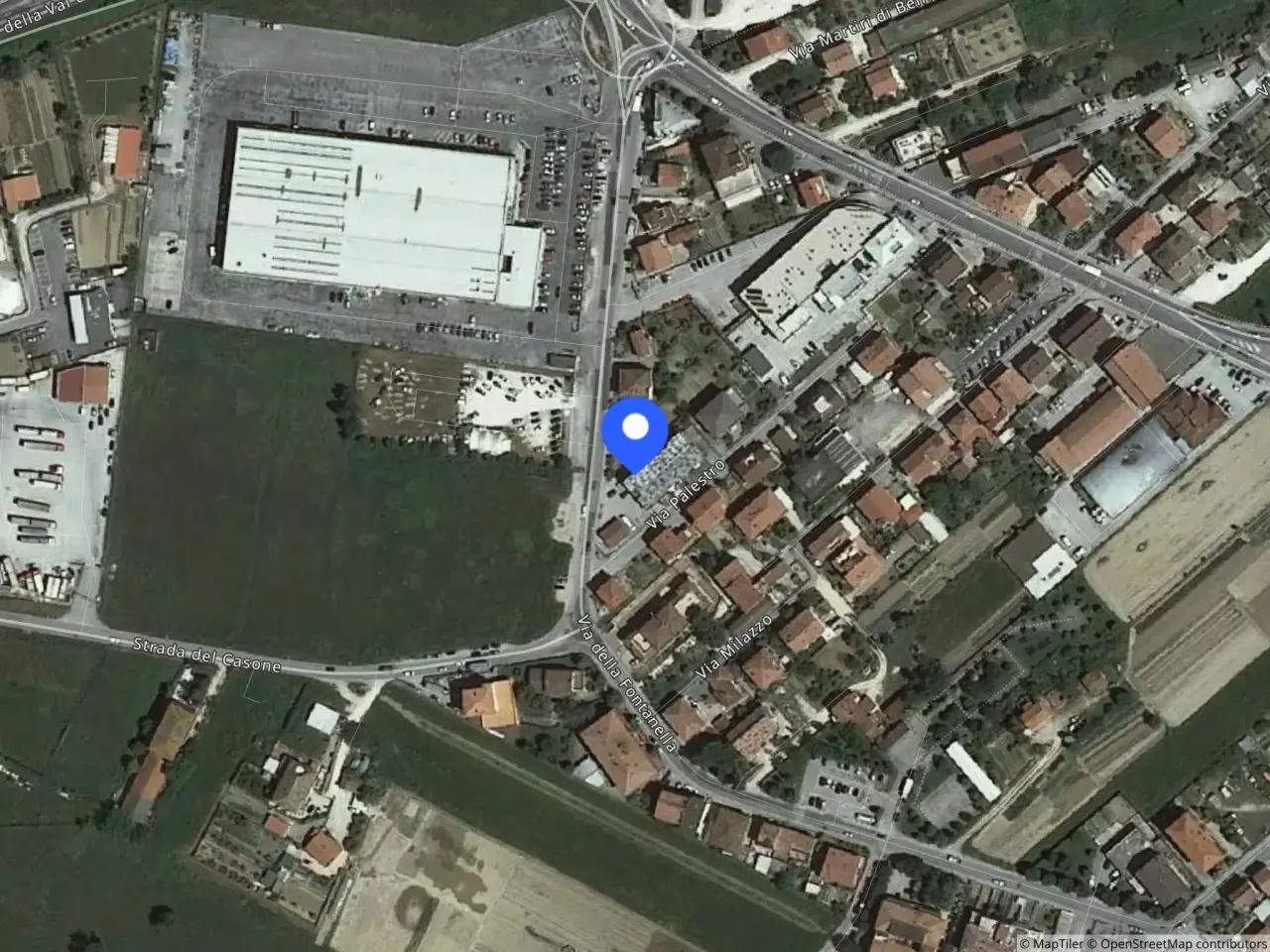 Fabbricato misto in Via Fontanella 20 20, Civitanova Marche, {3} - Foto 1