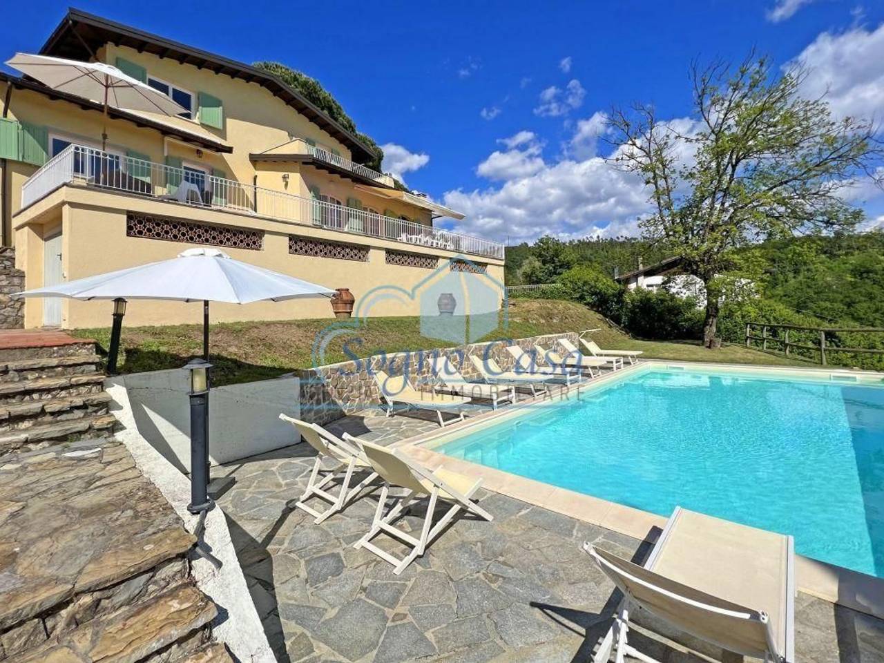 casa indipendente in vendita a Castelnuovo Magra