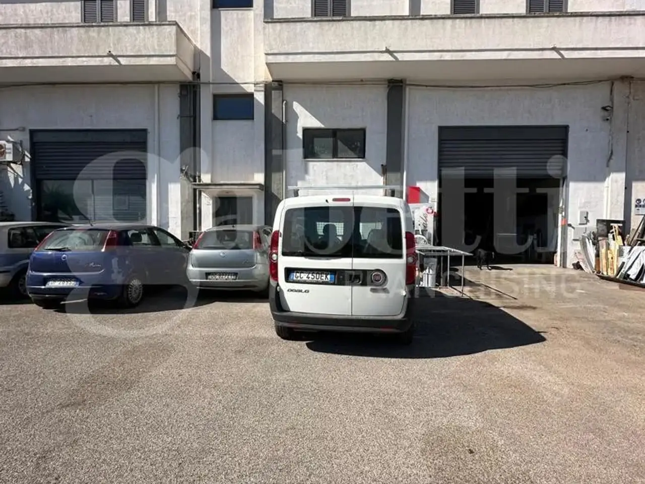Capannone in Via dell'Industria Sn, Ostuni, {3} - Foto 1