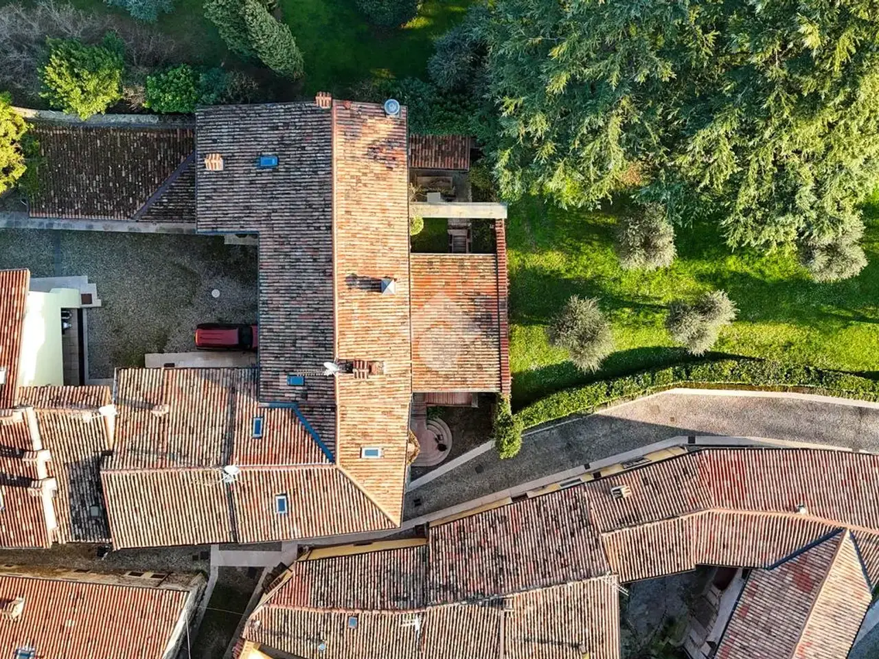 Negozio in Via dei Lauri 1, San Felice Del Benaco, {3} - Foto 2