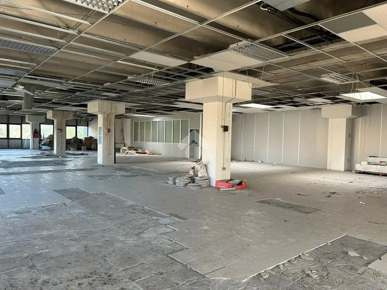 Magazzino in Via Valcamonica 29, Brescia, {3} - Foto 2