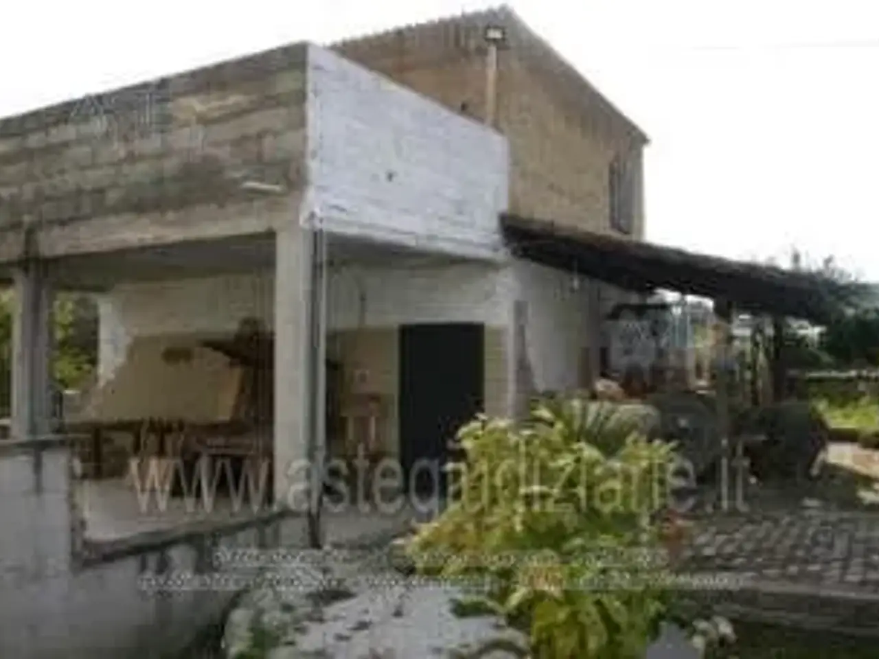 Garage in Via Umbria, 24 24, Vallelunga Pratameno, {3} - Foto 2