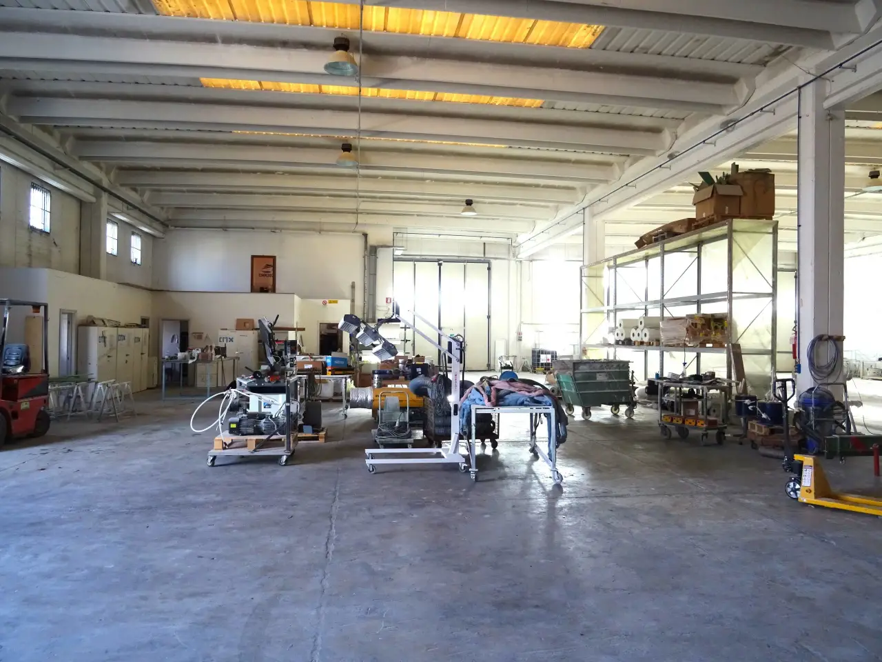Capannone in , Monte Porzio, {3} - Foto 2