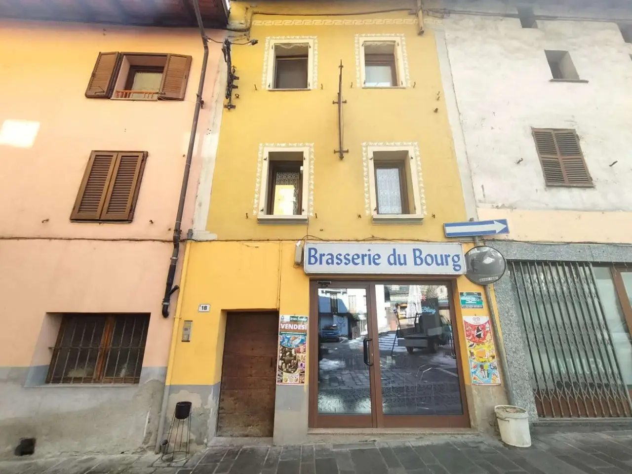 Negozio in Via Risorgimento 18, Nus, {3} - Foto 2