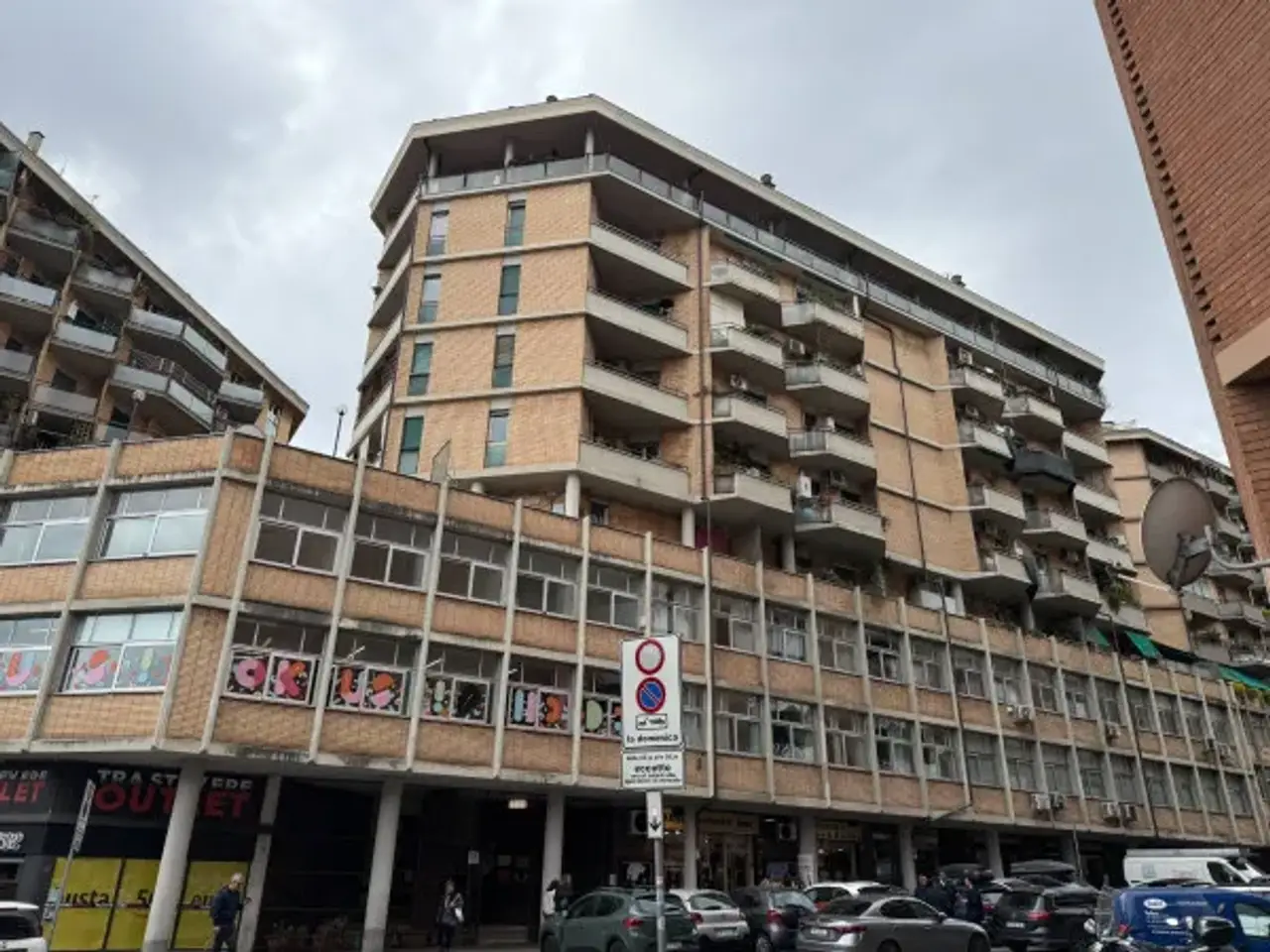 Magazzino in Via Federico Rosazza, Roma, {3} - Foto 2