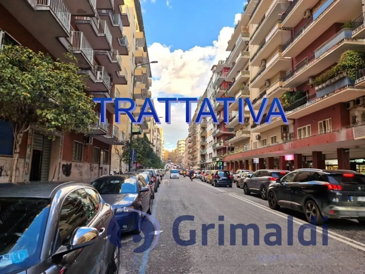 Parcheggio chiuso in , Napoli, {3} - Foto 2