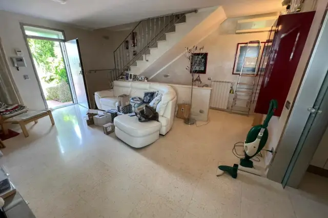 insertion image