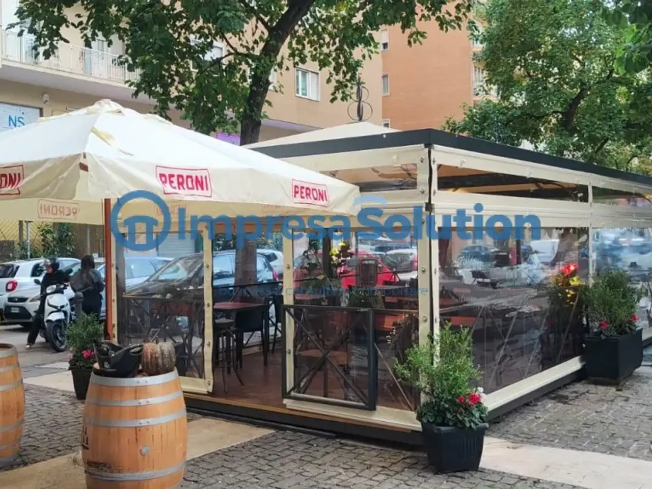 Pub - Enoteca - Wine bar in Piazza dell'Immacolata, Napoli, {3} - Foto 1