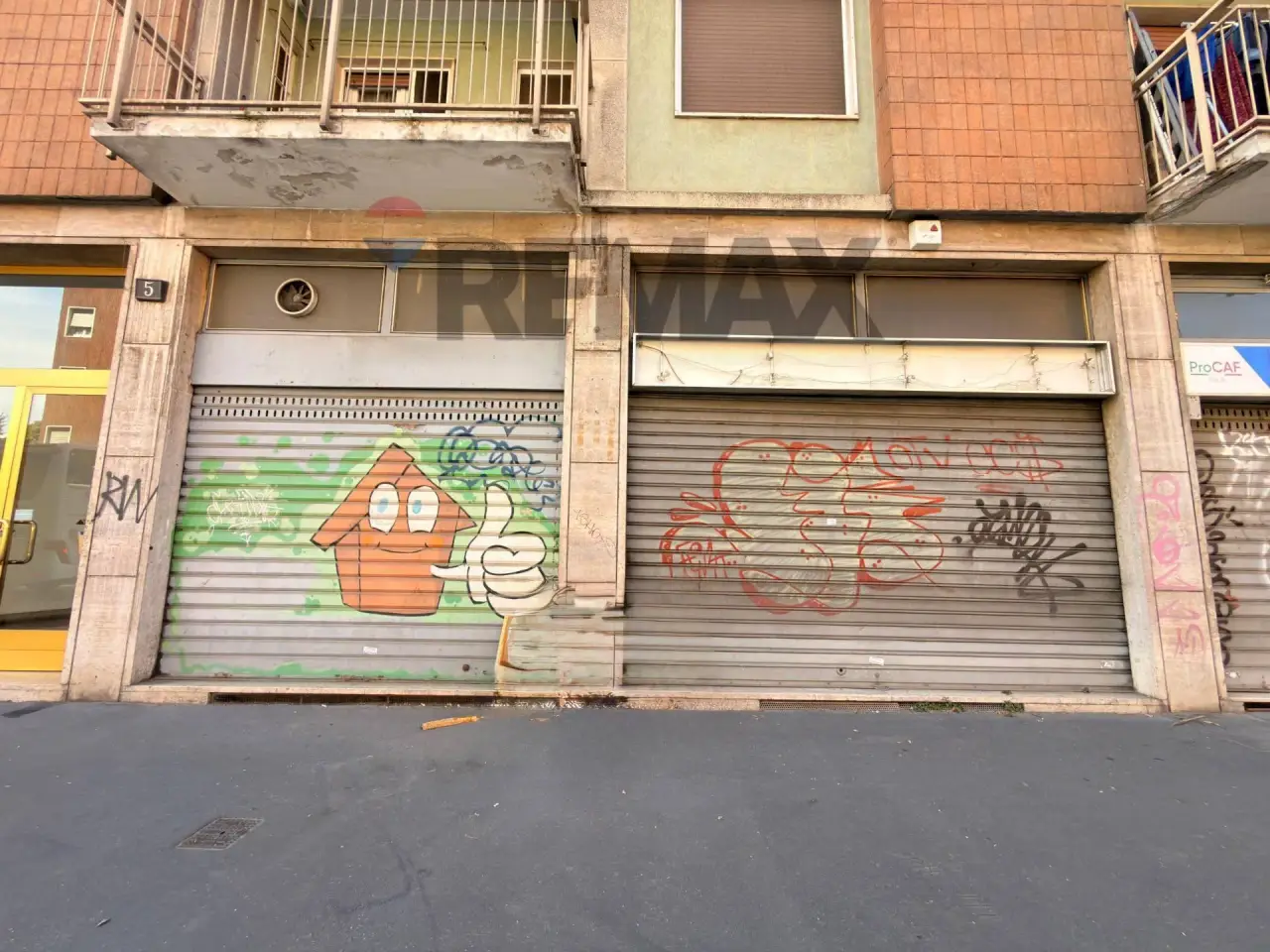 Negozio in Via Ajaccio 5, Milano, {3} - Foto 1