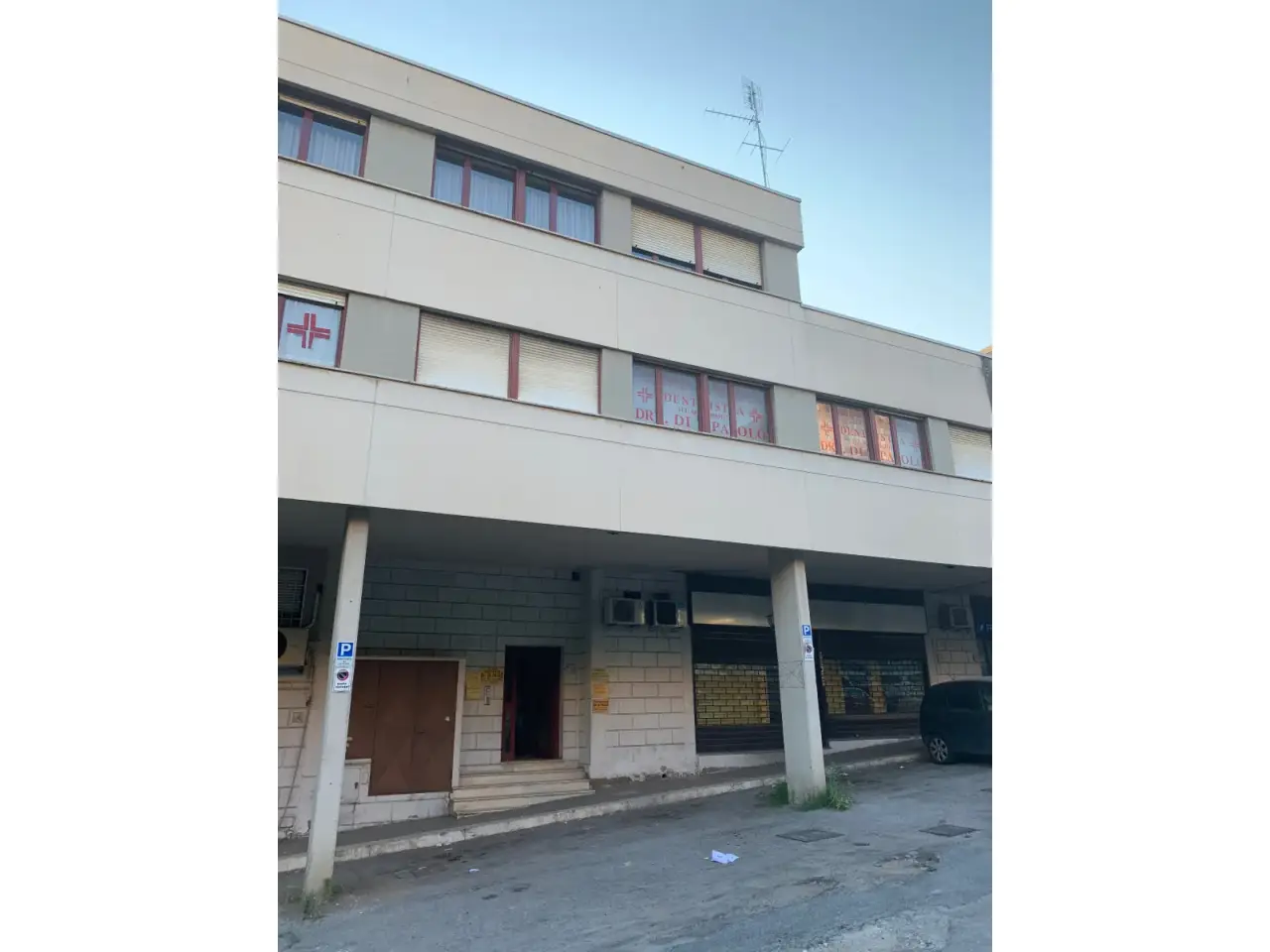 Azienda in Via Monte Urano, Roma, {3} - Foto 1