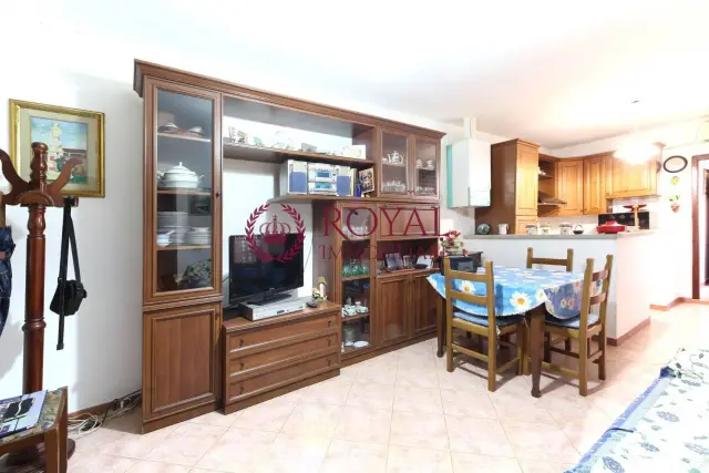 2-room flat in Via Pietro Paoli, Livorno - Photo 1