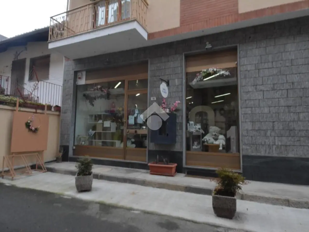 Negozio in Via Martiri della Libertà 16, Leini', {3} - Foto 2