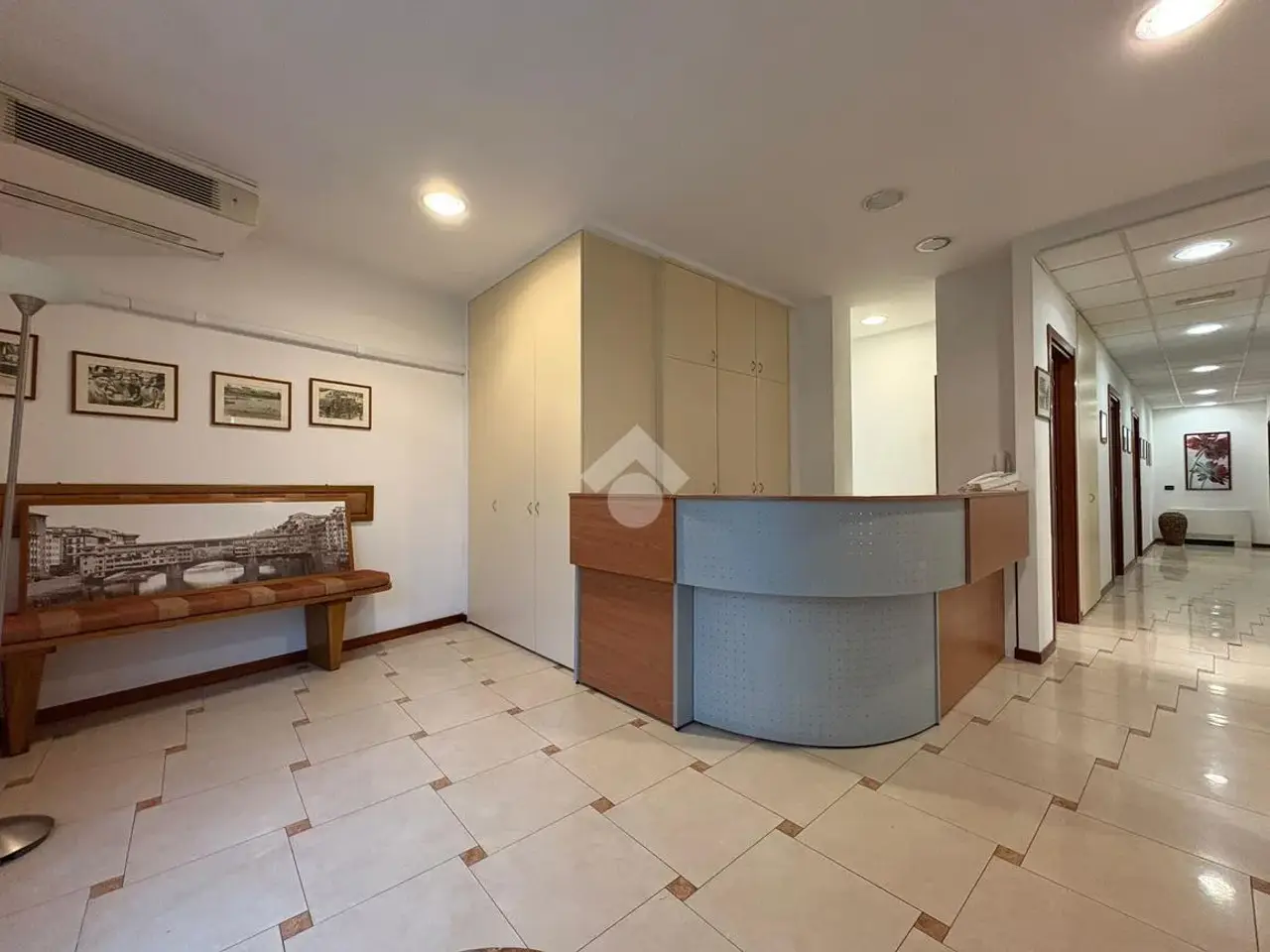 Magazzino in Viale dei Cadorna, Firenze, {3} - Foto 1