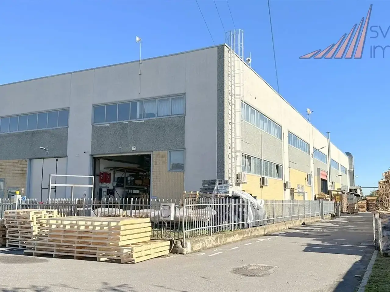 Capannone in Via Trivulzina 13/27-28, Agrate Brianza, {3} - Foto 1