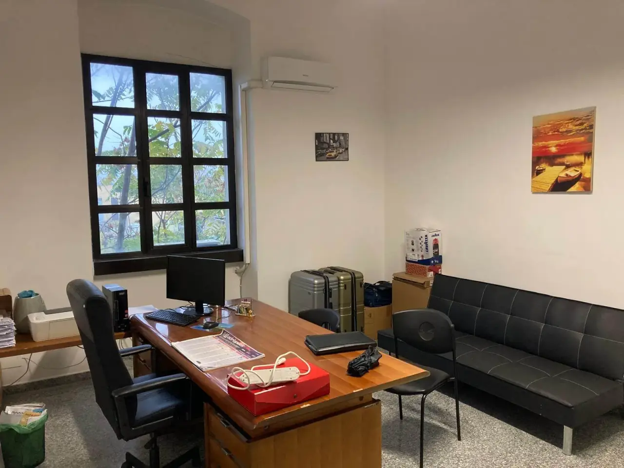 Ufficio in , Bari, {3} - Foto 1