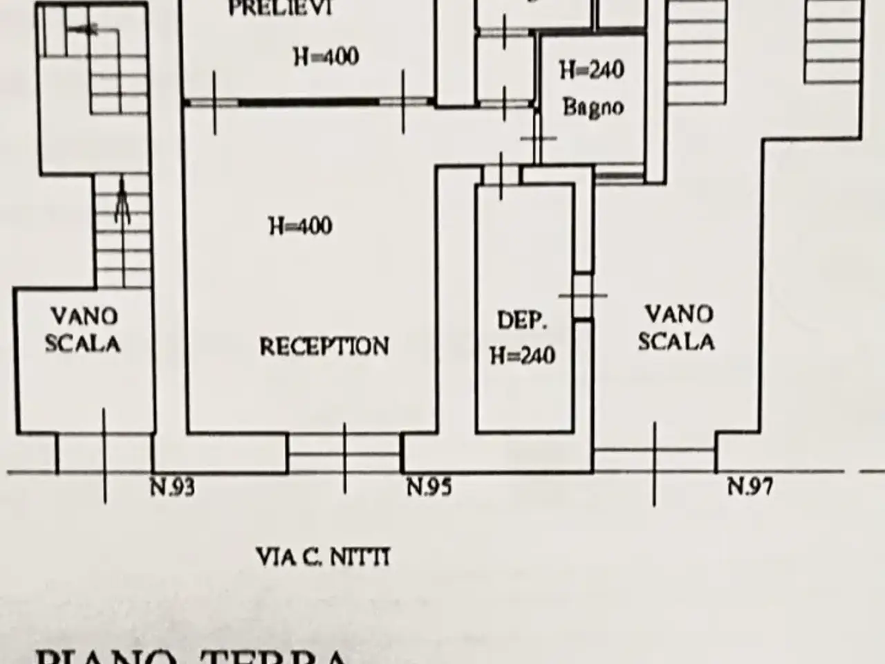 Palazzina commerciale in Via Nitti 95 - 97, Taranto, {3} - Planimetria 1