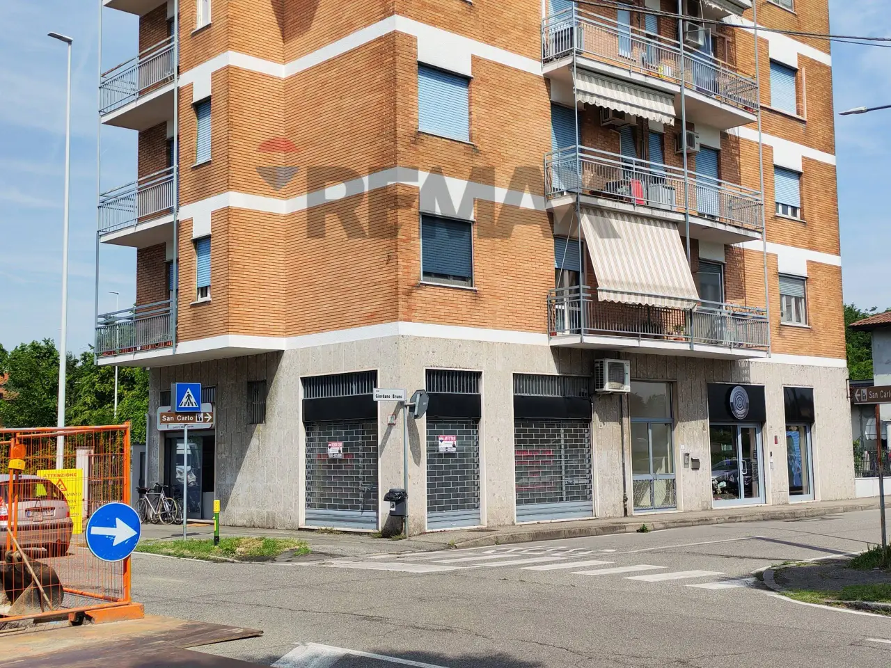 Ufficio in Via Giordano Bruno 44, Busto Arsizio, {3} - Foto 1