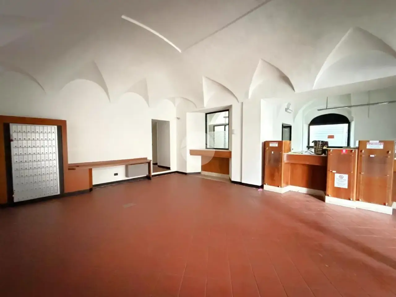 Negozio in Via Martiri della Libertà 13, Lonato, {3} - Foto 2