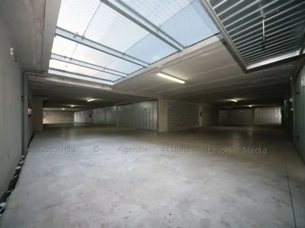 Parcheggio chiuso in , La Spezia, {3} - Foto 1