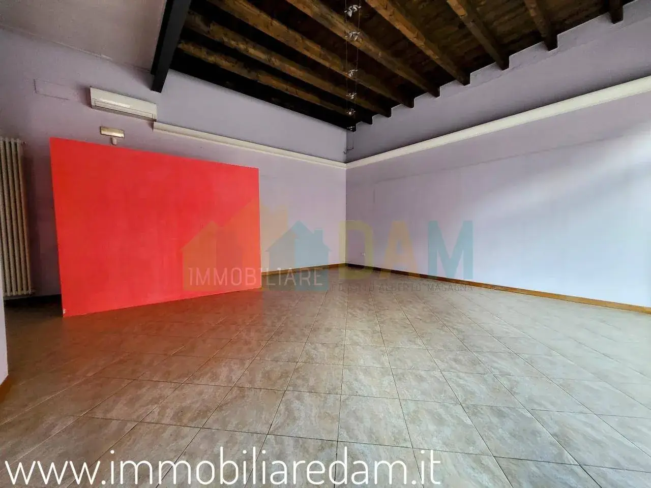 Locale commerciale in , Vicenza, {3} - Foto 1