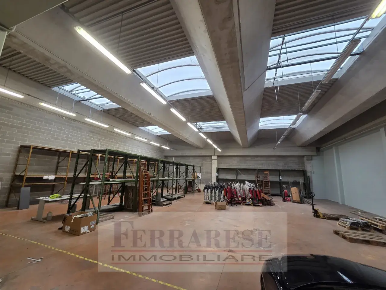 Magazzino in Via Sesta Strada, Padova, {3} - Foto 2