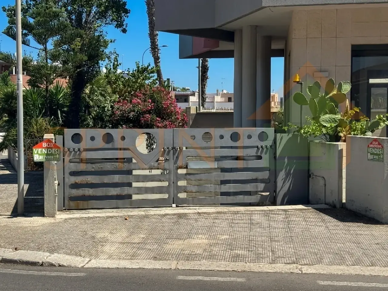 Parcheggio chiuso in , Monopoli, {3} - Foto 1