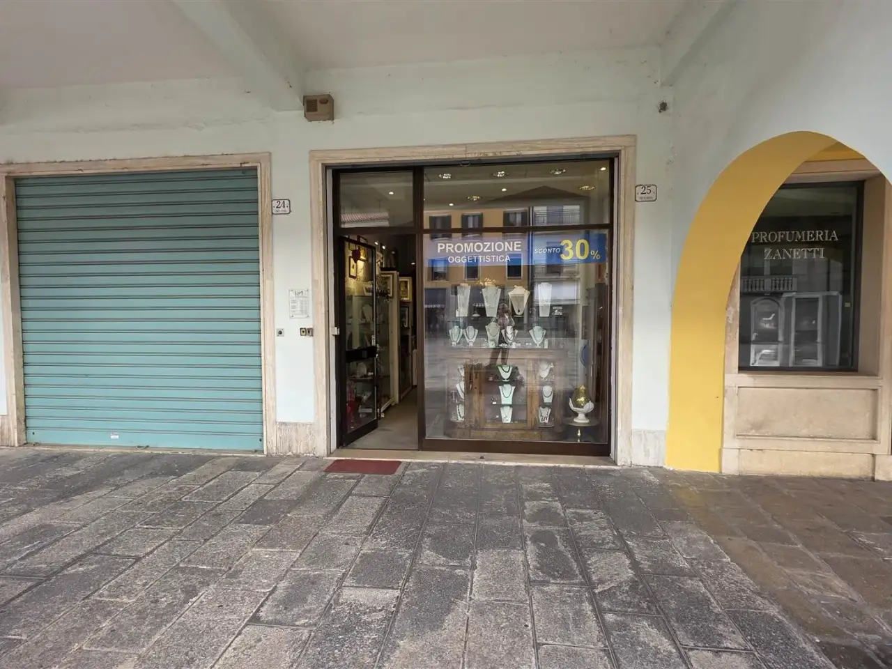 Negozio in Piazza Trento, Este, {3} - Foto 2