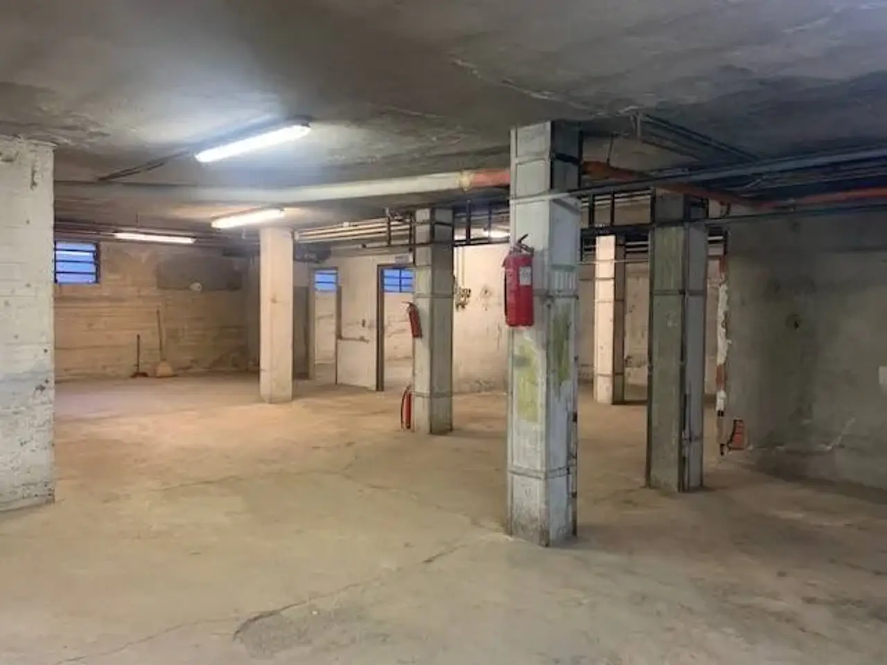 Magazzino in Via Leonardo da Vinci, Torre Boldone, {3} - Foto 1