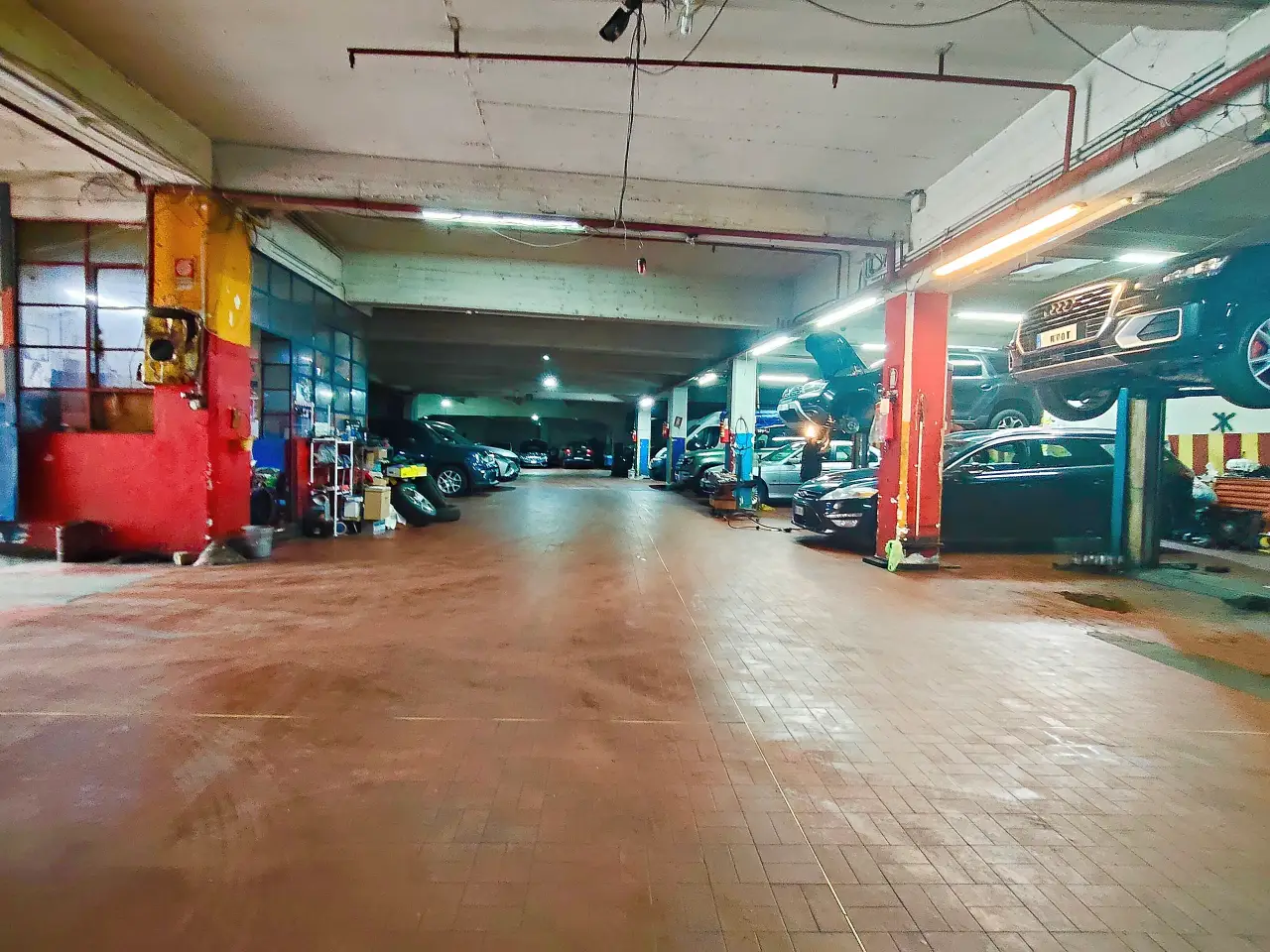 Parcheggio chiuso in Via Timavo 2, Torino, {3} - Foto 1