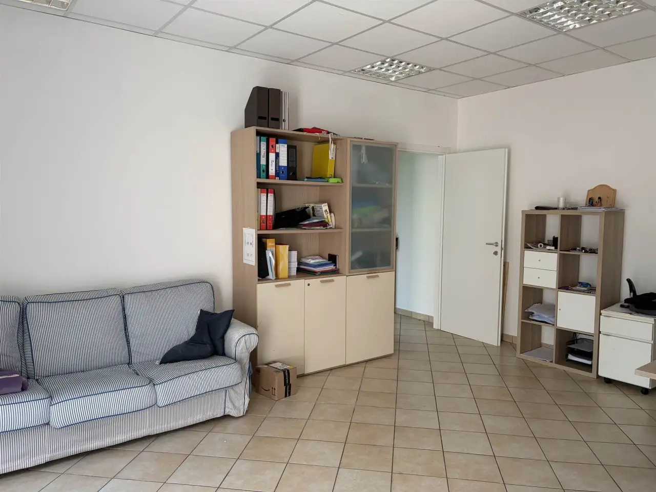 Laboratorio in , Ancona, {3} - Foto 2