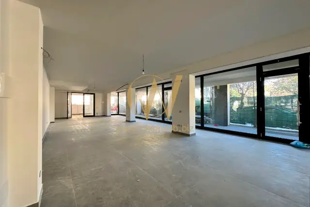 main gallery real estate image