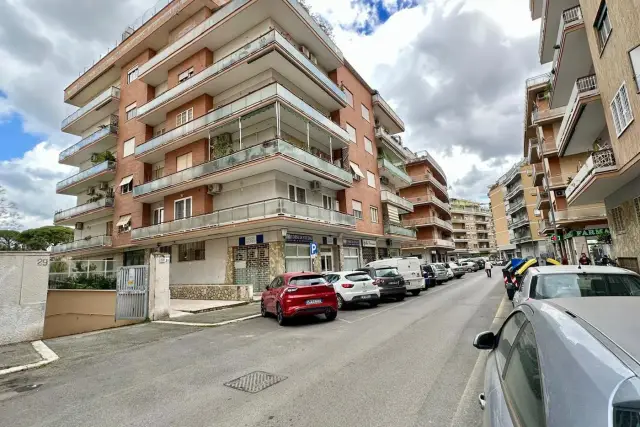 Appartamento in vendita, Via Santa Bernadette, Roma - Foto 1