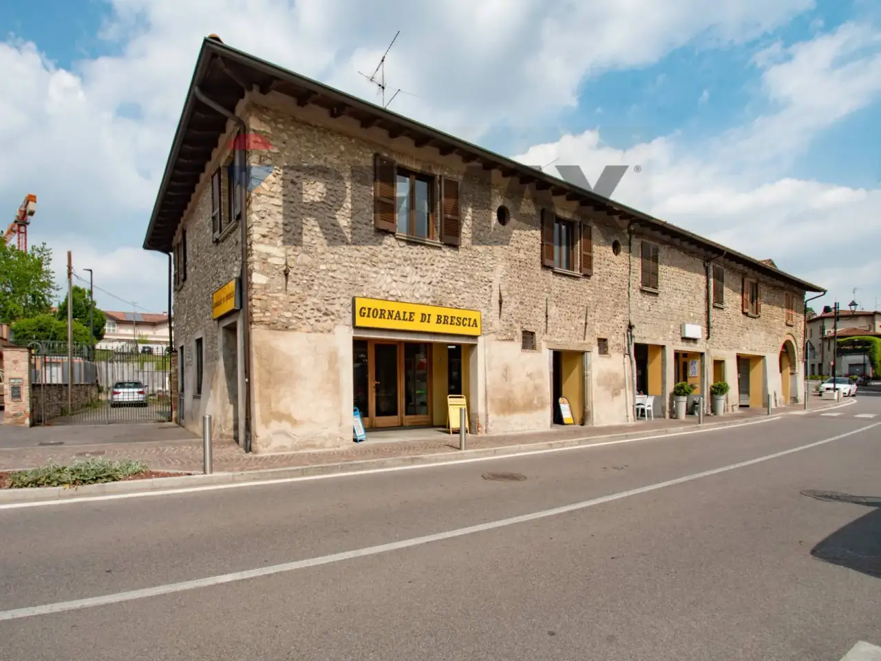 Negozio in Via Giuseppe Verdi 32, Erbusco, {3} - Foto 1