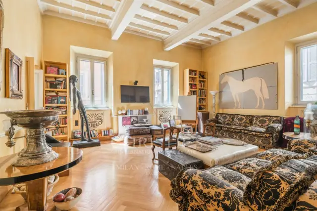 3-room flat in Via della Croce, Roma - Photo 1