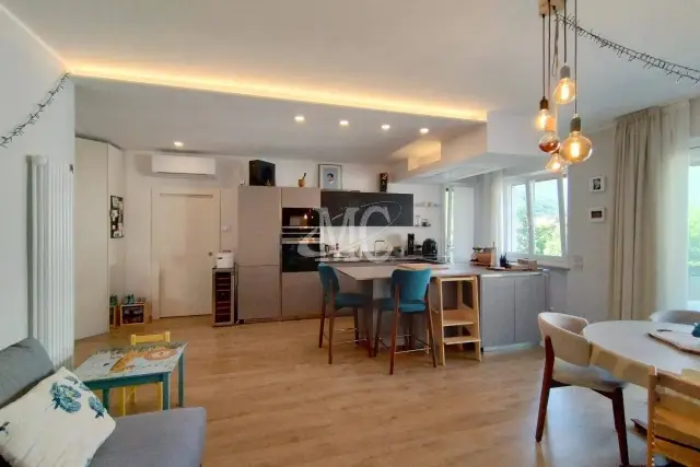 4-room flat in Via Giuseppe Garibaldi, 21, Mori - Photo 1