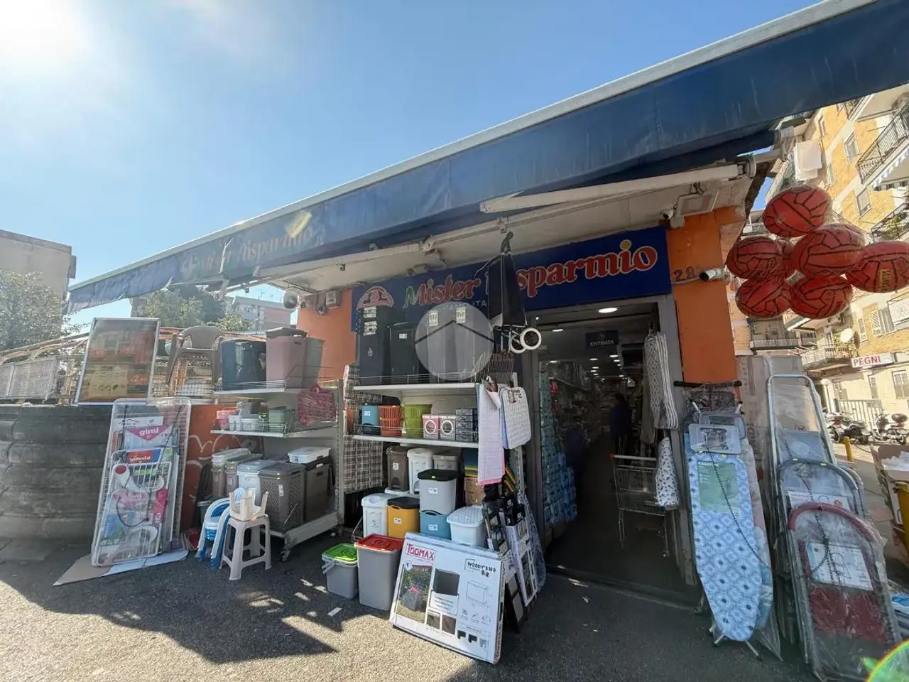 Negozio in Via Giustiniano 283, Napoli, {3} - Foto 1