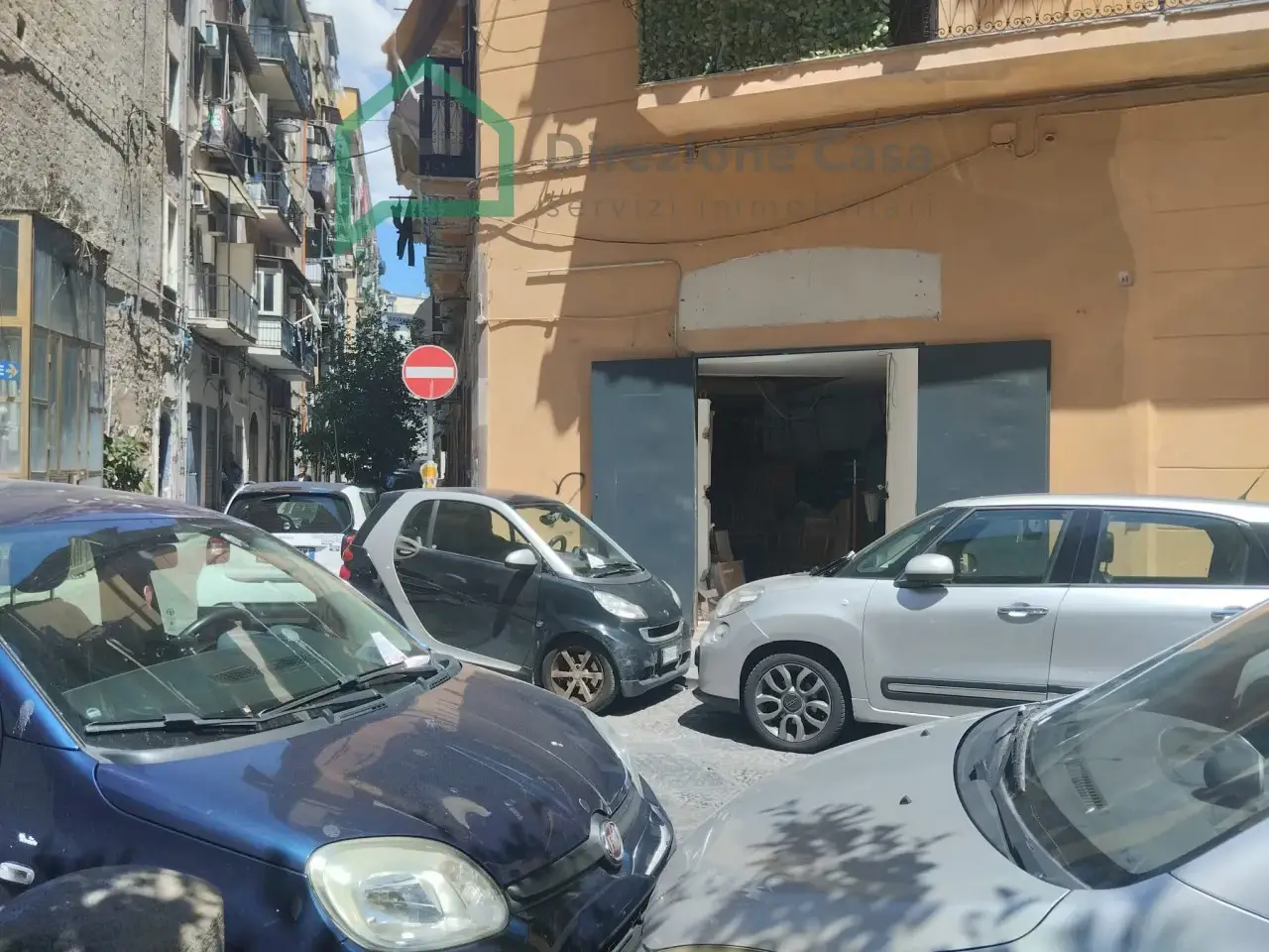Negozio in Piazza Sant'Eligio, 10, Napoli, {3} - Foto 1