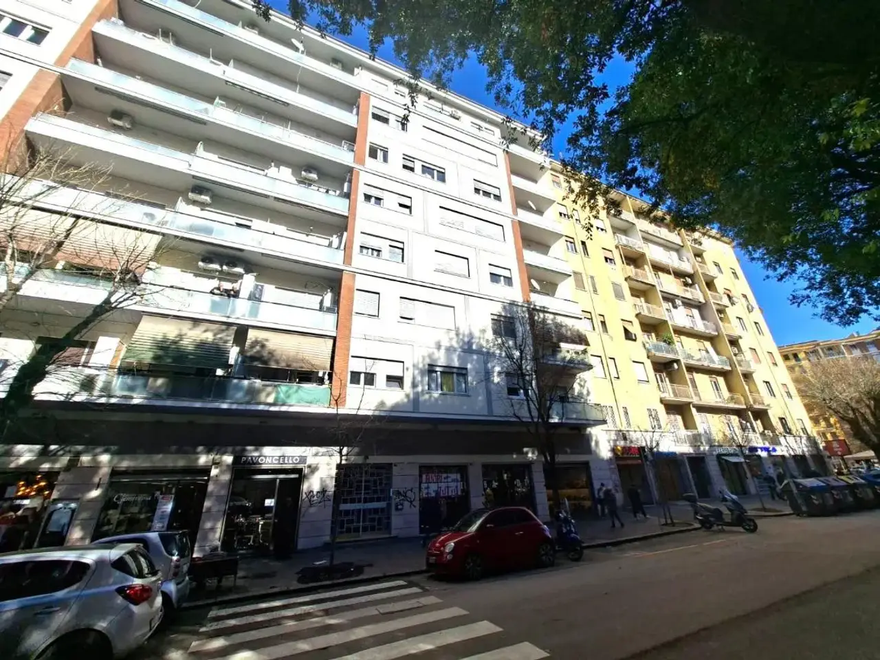 Negozio in Via Francesco Grimaldi, Roma, {3} - Foto 1