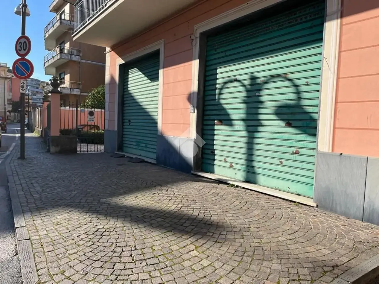 Magazzino in Via Divisione Coduri, Cogorno, {3} - Foto 2