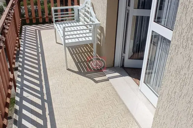 insertion image