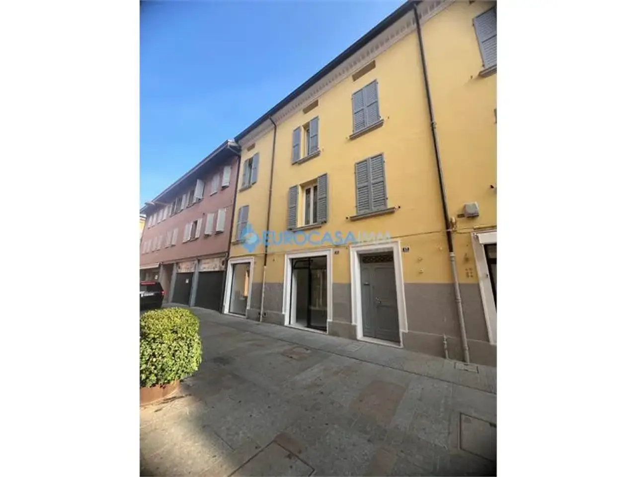 Negozio in Via Paolo Guaitoli 19, Carpi (Mo), Carpi, {3} - Foto 2