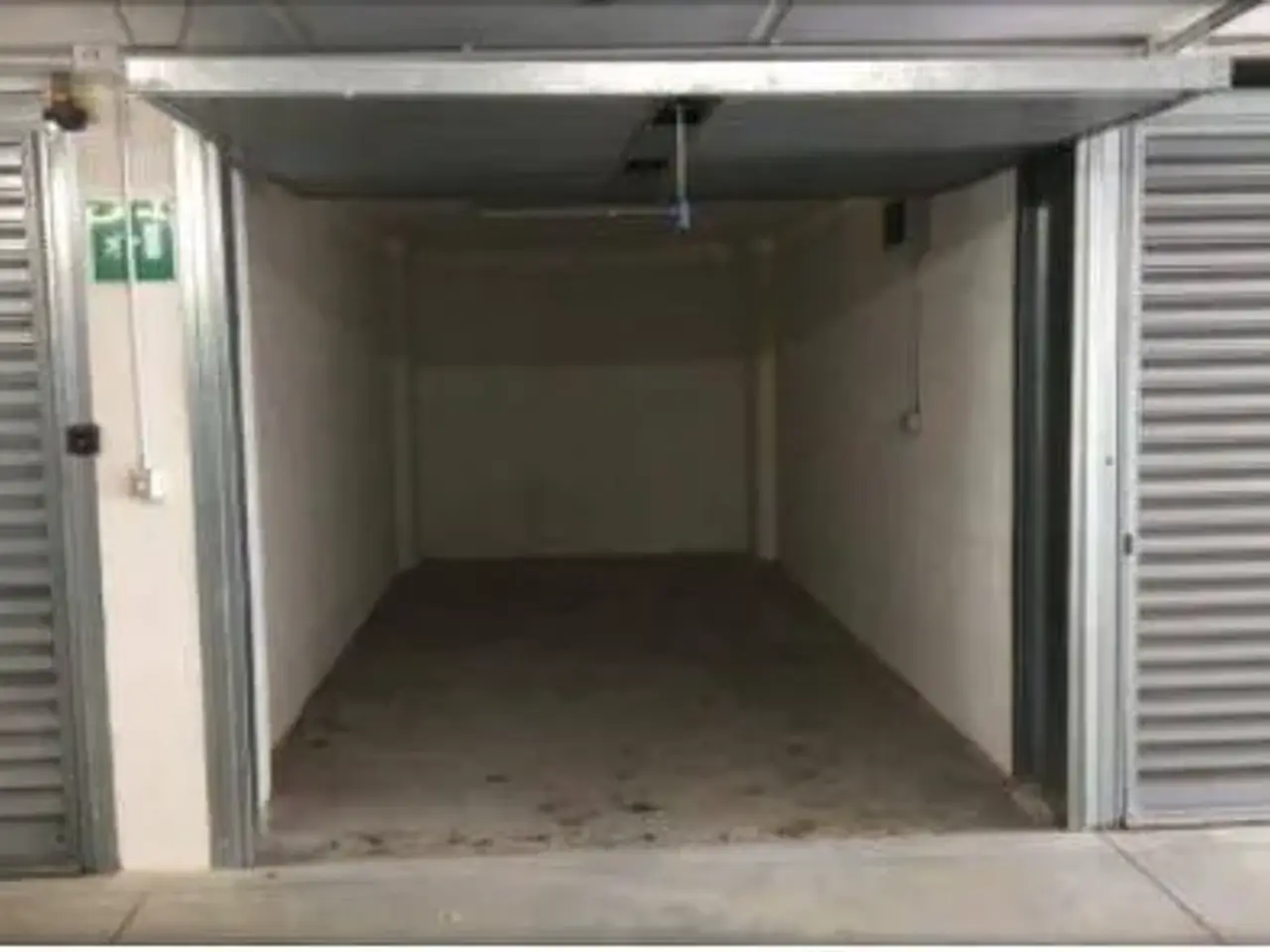 Parcheggio chiuso in Via Circondaria, Firenze, {3} - Foto 1
