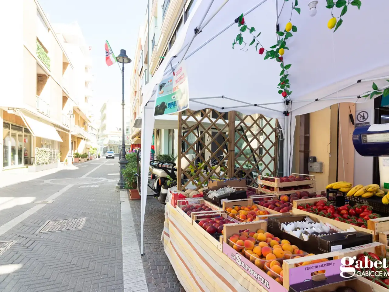 Negozio in Via Vittorio Veneto 140, Gabicce Mare, {3} - Foto 2