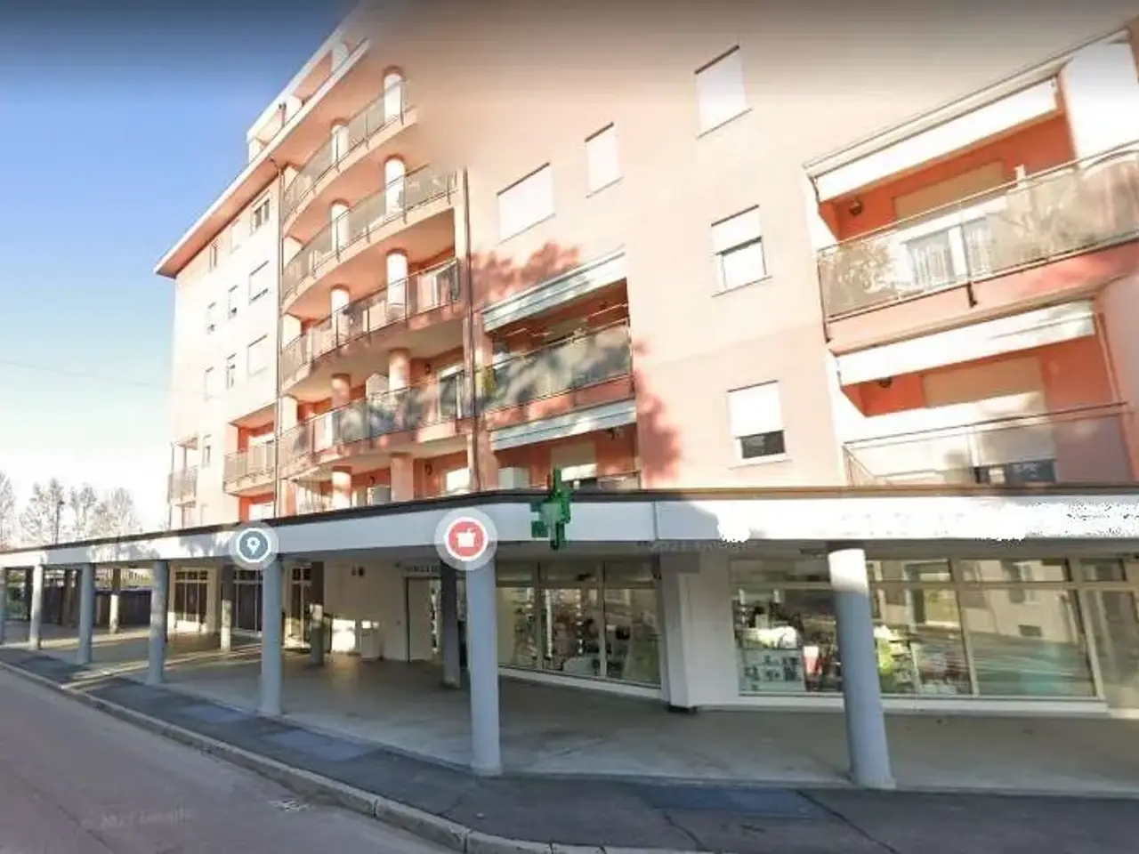 Negozio in Via della Ricordanza 1, Busto Arsizio, {3} - Foto 1