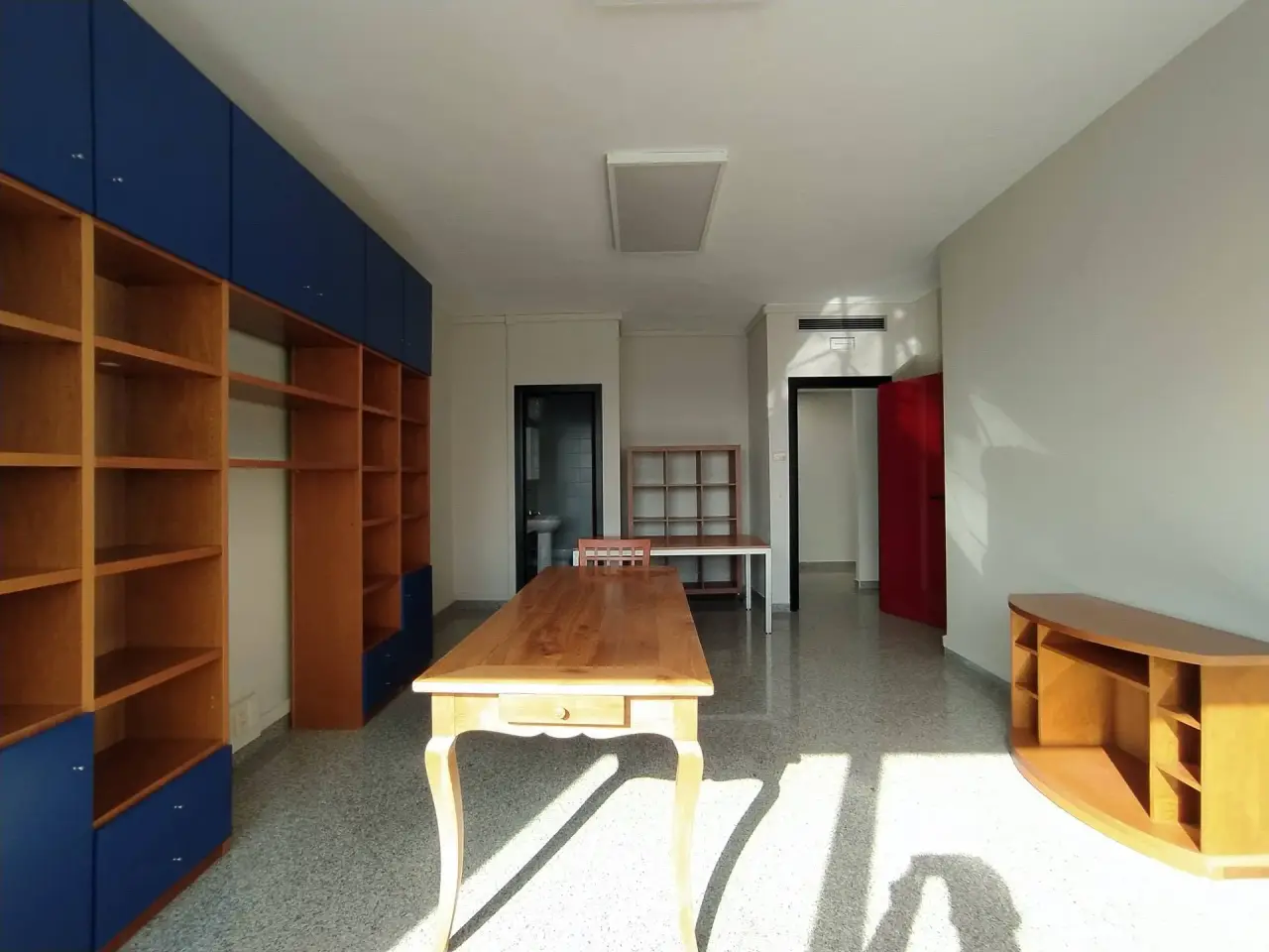 Ufficio in Via Amendola 168, Bari, {3} - Foto 1