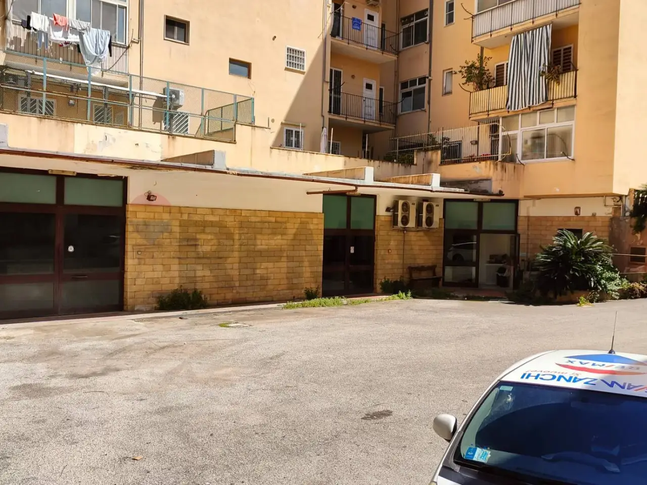 Negozio in , Bari, {3} - Foto 2