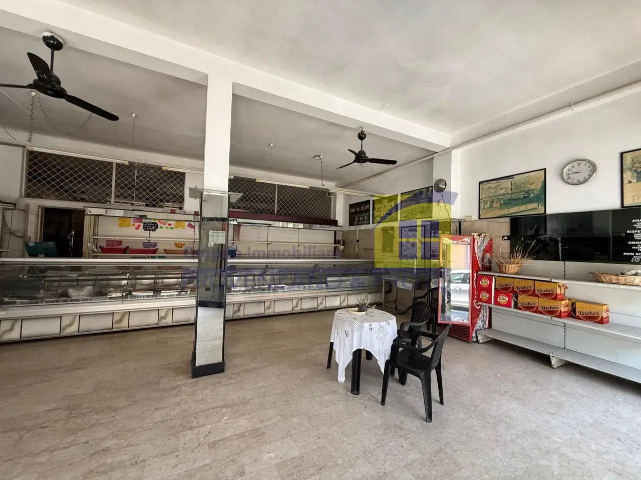 Negozio in Via Grazia Balsamo, Brindisi, {3} - Foto 2