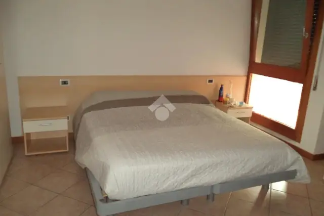 insertion image